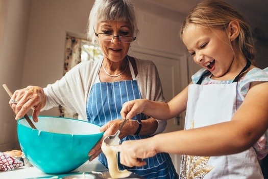 GrandchildCookingWithGrandmother